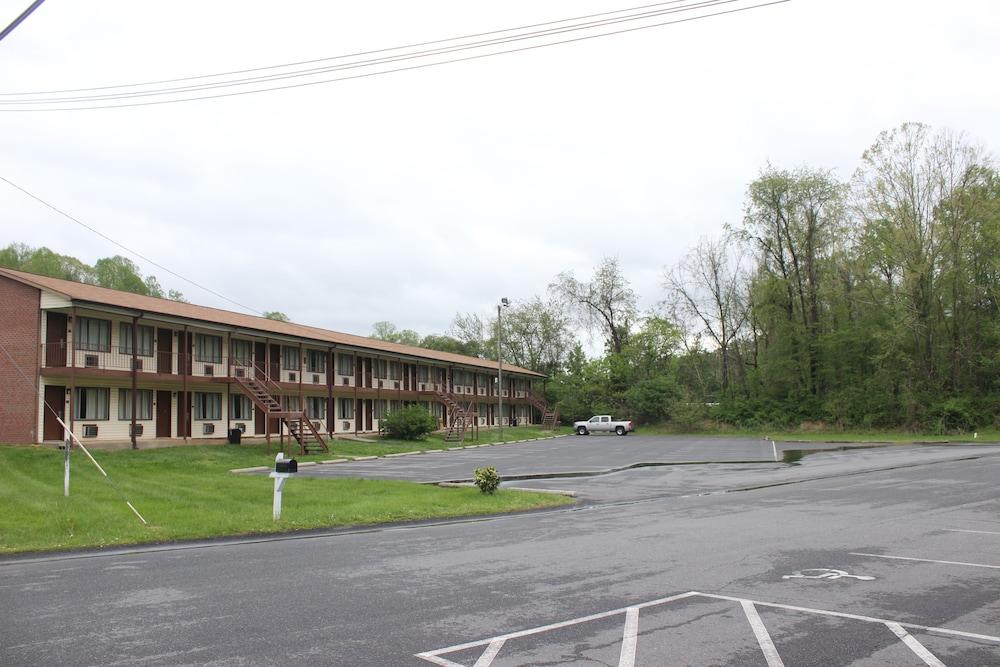 Green Valley Motel Winston Salem Exterior photo